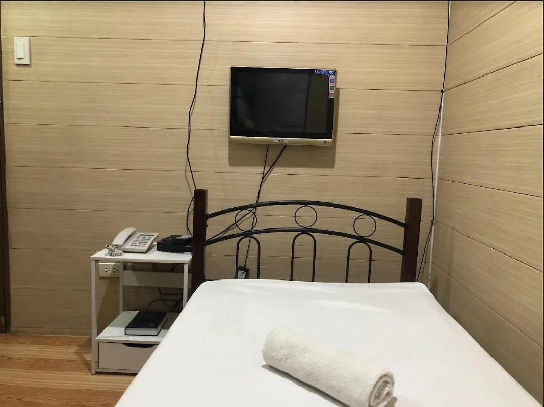 Maine City Residences Leveriza 帕赛 酒店