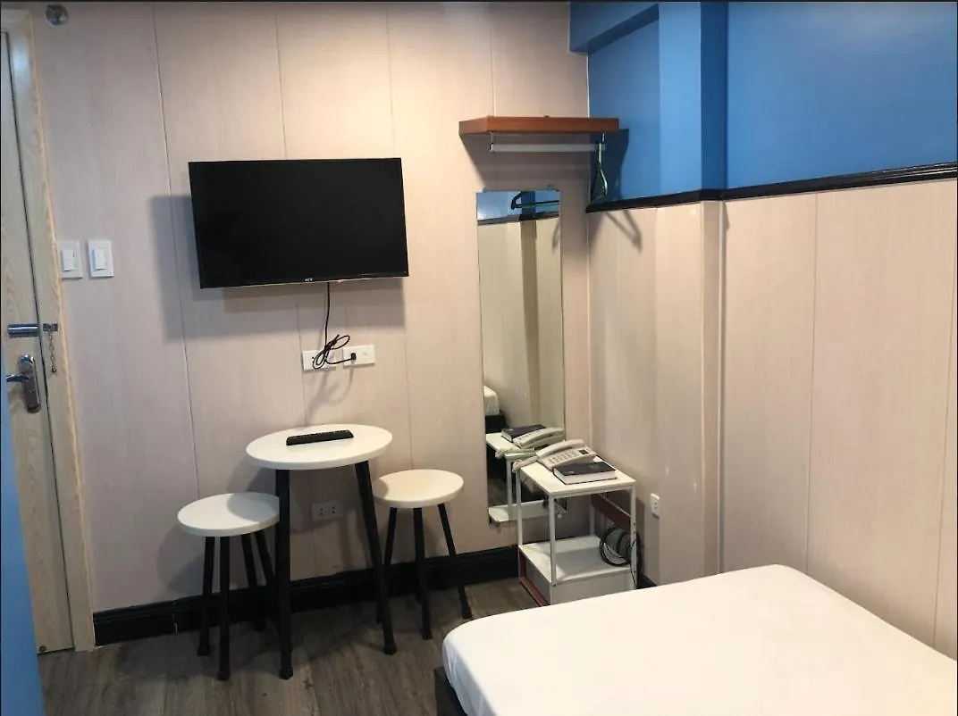 Maine City Residences Leveriza Pasay Hotel